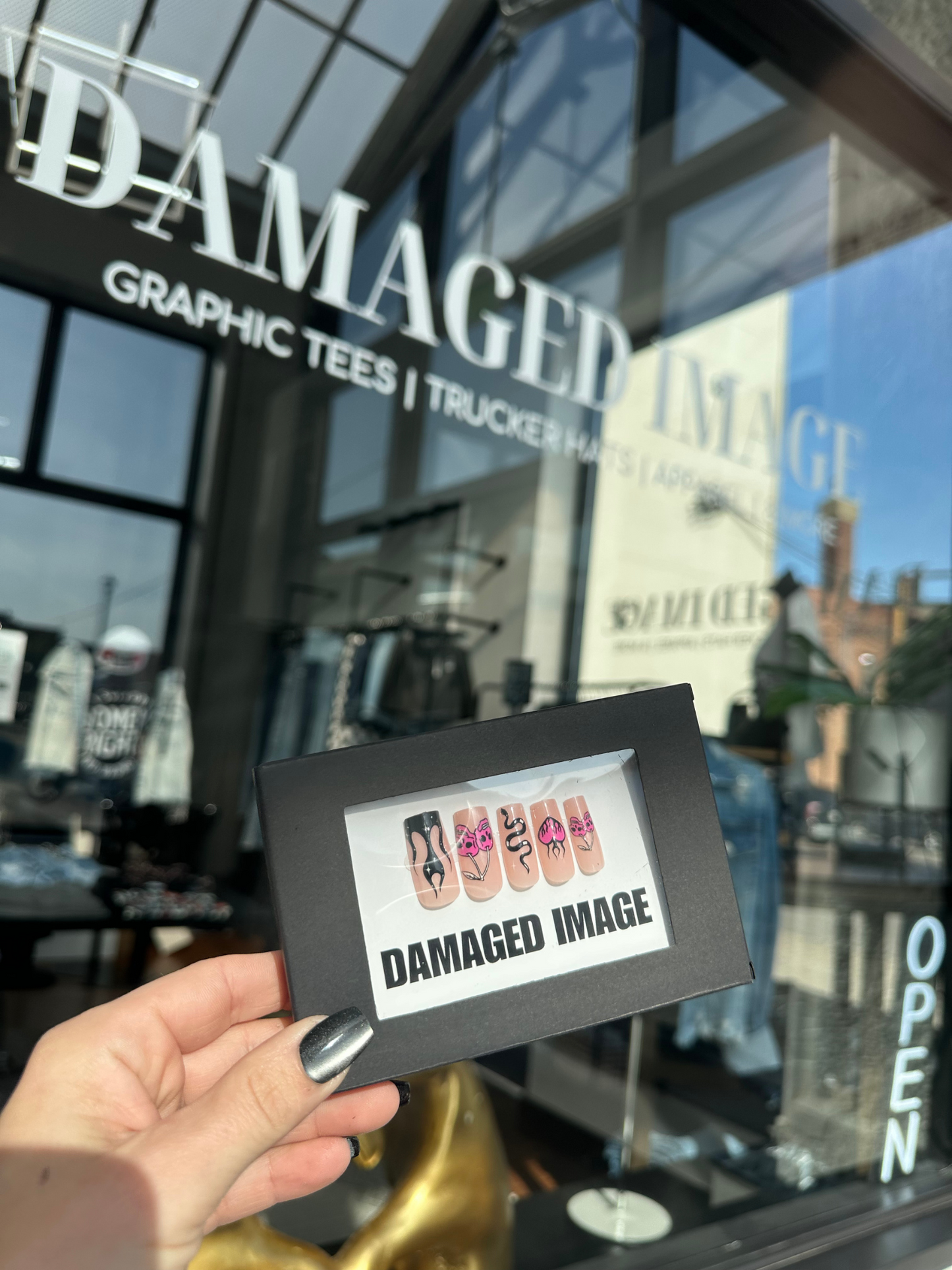 DAMAGED MANI-FESTATION