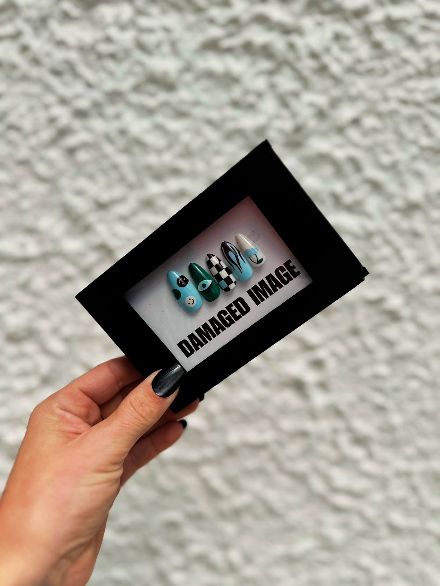 DAMAGED MANI-FESTATION